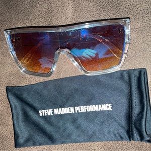 Steve Madden blue Mirror glasses new never worn